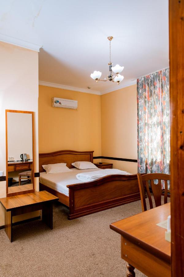 Stella Hotel Ташкент Екстериор снимка