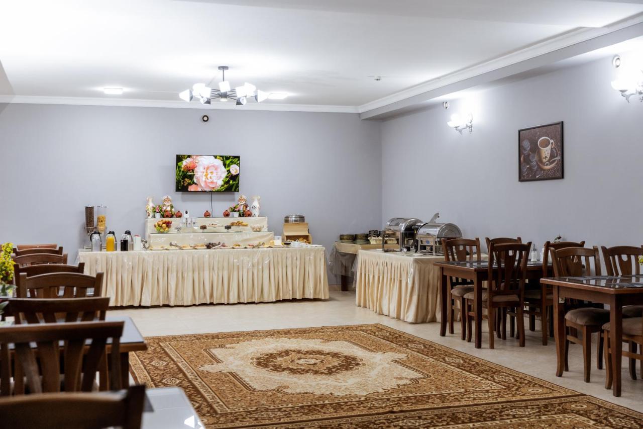 Stella Hotel Ташкент Екстериор снимка