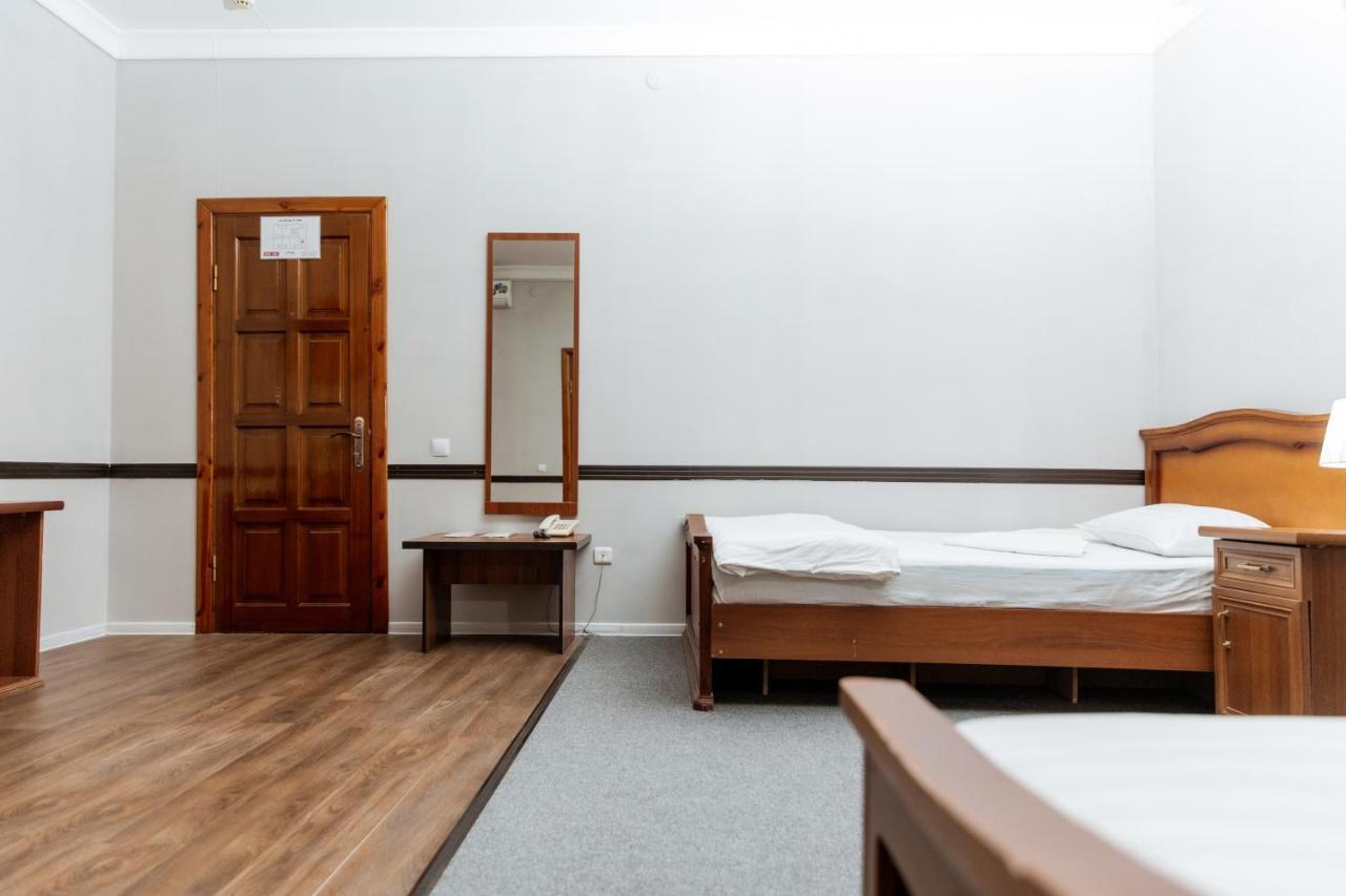Stella Hotel Ташкент Екстериор снимка