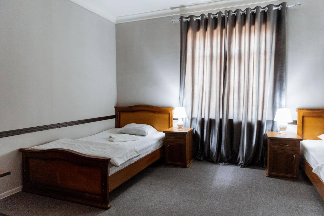 Stella Hotel Ташкент Екстериор снимка
